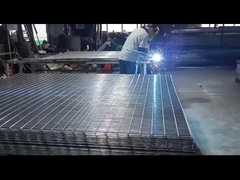 358 รั้วป้องกันการปีน