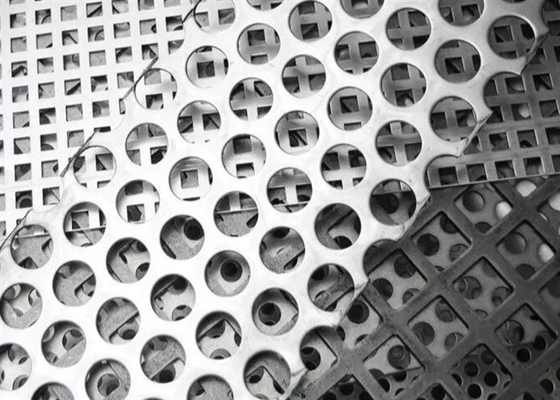 Stainless 304 Punched Steel Mesh 1.5mm Hole Diameter Metal For Security Fence