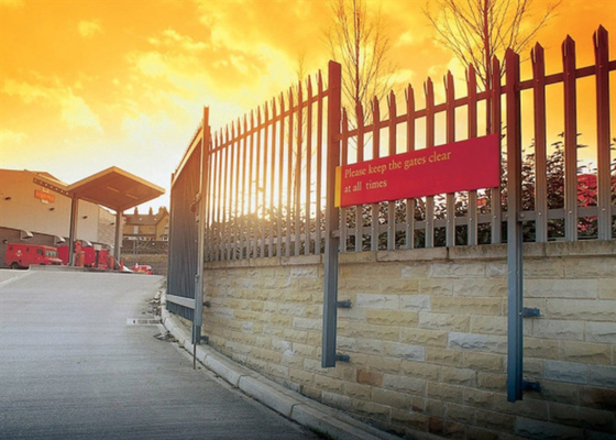 Galvanized Euro W Pale 70mm Steel Palisade Fencing 1.8*2.75m For Residential