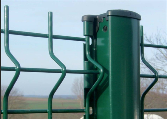 Galvanized 3D Triangle Bending Fence For Farm 4.0mm*50*200mm Anticorrosion