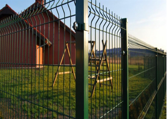 Galvanized 3D Triangle Bending Fence For Farm 4.0mm*50*200mm Anticorrosion