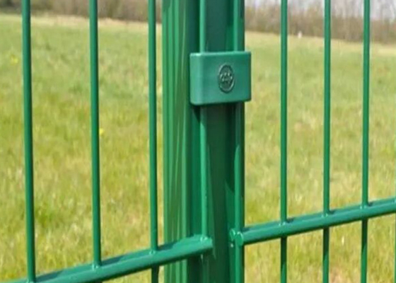 Powder Coated 2D 6/5/6 Welded Double Loop Woven Wire Fence For Airport