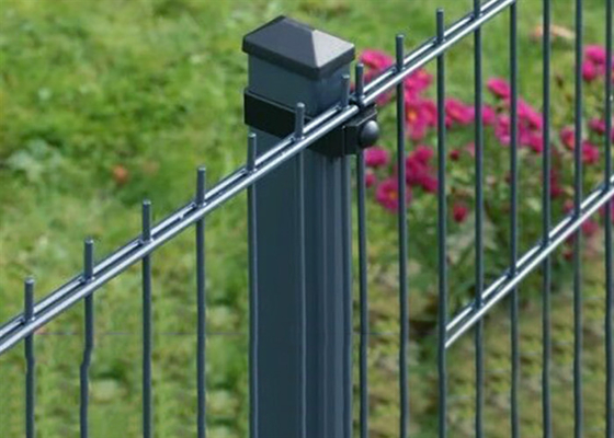 Customizable Double Loop Wire Fence  656 Mesh Fencing 1.8*2.2m