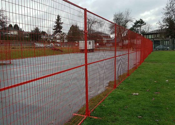 2.1x2.4m Low Carbon Steel Temporary Mesh Fencing 50x75mm Mesh Hole
