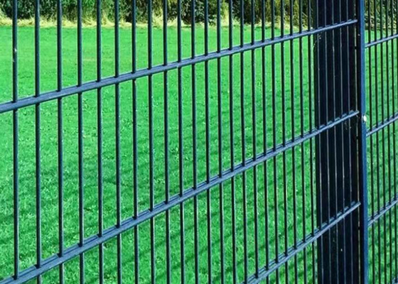 Q235 Low Carbon Steel 8-6-8mm Double Loop Wire Fence For Public Building