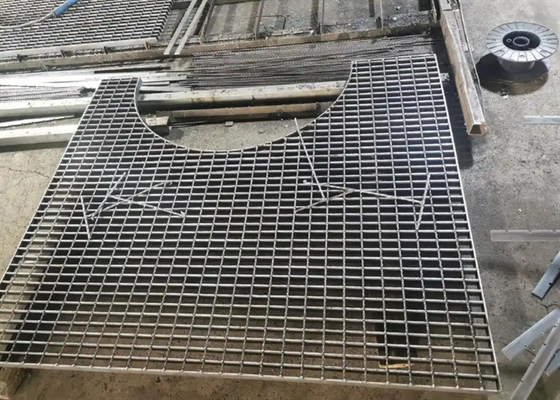 HDG Welded Steel  Walkway Grating For Trech Cover 30*5mm ISO:9001