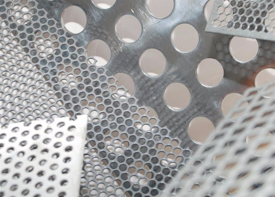 Low Carbon Steel Perforated Wire Mesh For Decoration Construction