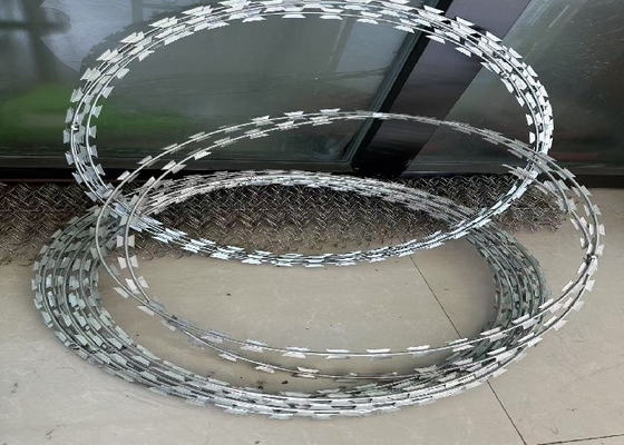 Anti Climb Razor Wire Heavy Duty Construction For Secure Facilities And Public Areas
