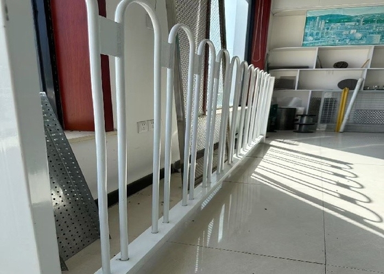 Versatile Steel Temporary Barrier Strong Flexibility Easy Installation Multiple Color Options 3mm Wire Diameter