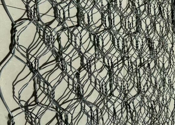 Low Carbon Iron Lattice Bin Green And Yellow For Flood Protection And Soil Retaining