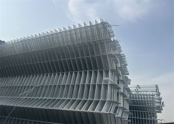 Triangle Wire Mesh Fence Panel With 50*200mm Mesh Hole For School / Garden