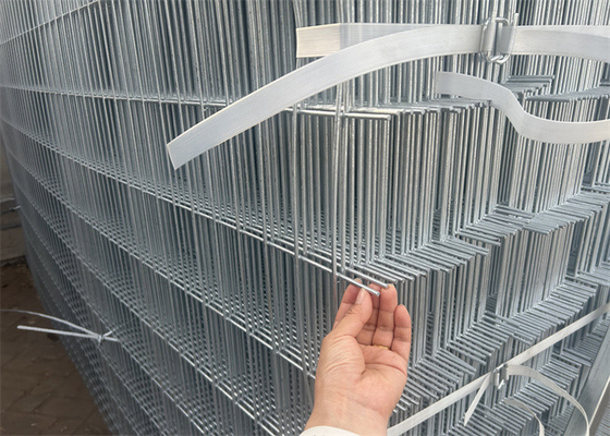 Hot Dip Galvanized Triangle Fence Panel 1.8m Height 50*100mm Mesh Hole