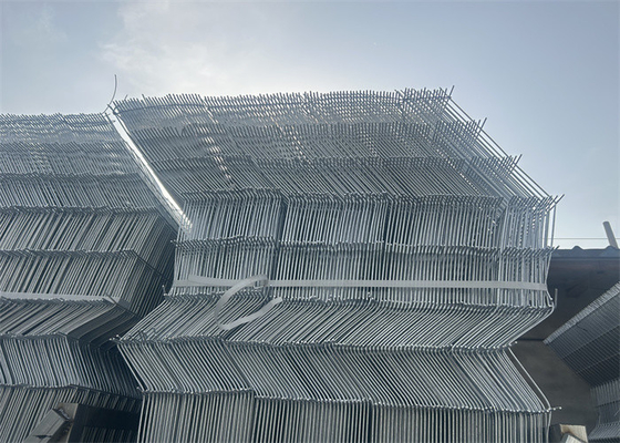 Wire Mesh Fence Triangle Panel Low Carbon Steel for Sturdy Construction