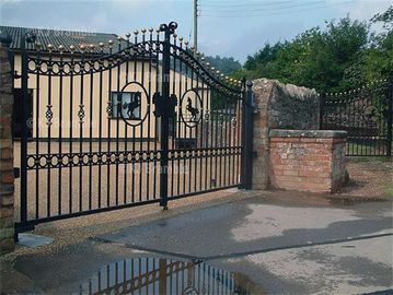 Hot Dipped Galvanized Wrought Iron Fence Gate , Wrought Iron Security Fence