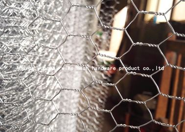 Pvc Coated Chicken Wire Mesh , Hexagonal Wire Netting 2-3.5mm Wire Gauge