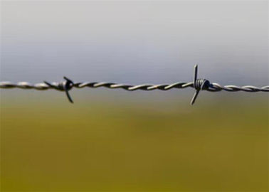 Durable Military Pvc Coated Barbed Wire , Barbed Fencing Wire Bulk Weight OEM