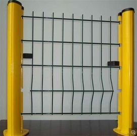 Triangle Heavy Gauge Wire Fence , Welded Wire Fence Panels Low Carbon Steel