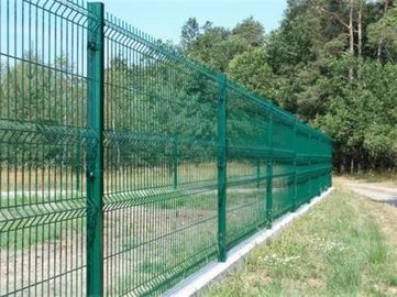 Hot Dipped Galvanized 3D Curvy Green Wire Mesh Fencing , 358 Security Fence