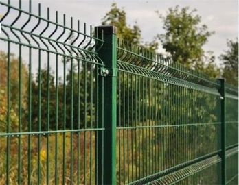 Hot Dipped Galvanized 3D Curvy Green Wire Mesh Fencing , 358 Security Fence