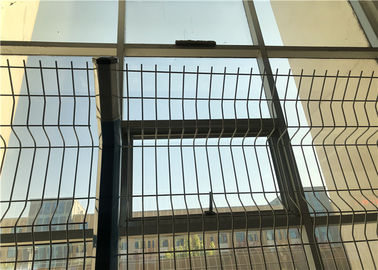 Residence 3D Steel Triangle Fence Panel Galvanized Wire Square / Peach Post