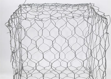 Hexagonal Chicken Wire Mesh For Industrial / Agricultural Length 25M--50M