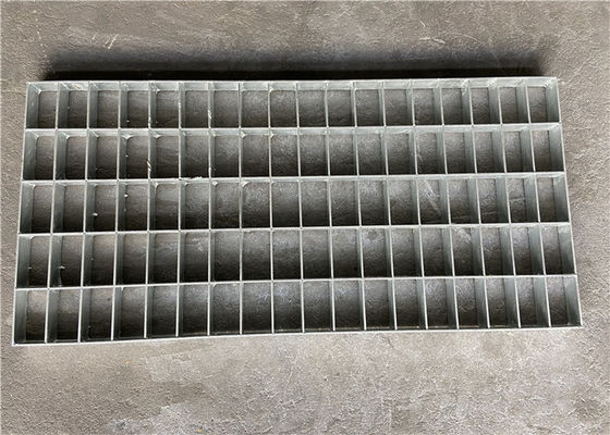 Iso9001 Hot Dipped Galvanized 32*5mm Steel Walkway Grating