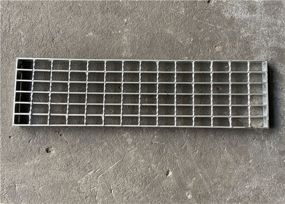 Iso9001 Hot Dipped Galvanized 32*5mm Steel Walkway Grating