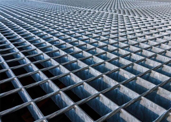 Low Carbon Steel Plain / Serrated Type 0.8mm Steel Walkway Grating For Building
