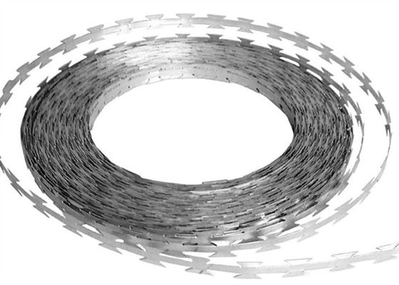 Pvc Coated 0.45mm Steel Razor Wire Boundary Fencing Trellis Coil Bto-22 3 Clips Q195