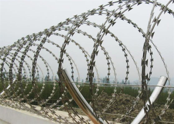 Dia 600mm Bto-22 Anti Piracy Razor Barbed Wire Galvanized