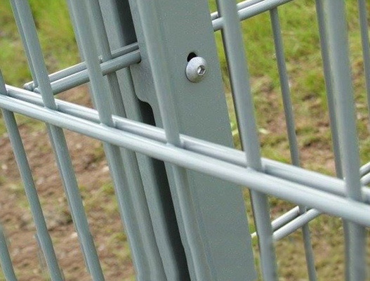 2 D 6 X 6 Welded Mesh Double Loop Wire Fencing For Residential