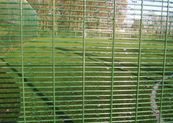 Pvc Coated 358 Wire Mesh Fence 4mm Horizontal Wire 6mm Vertical Wire For ety