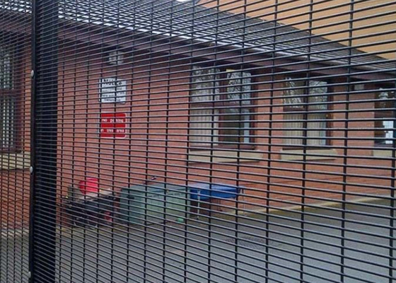 Low Carbon Steel 358 Security Fencing Weled Mesh For Airport / High Way 76.2*12.7mm