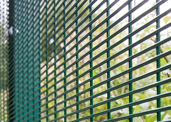 4.0mm Prison Mesh Fence Pvc Coated / Hot Dip Galvanized Anti Climb