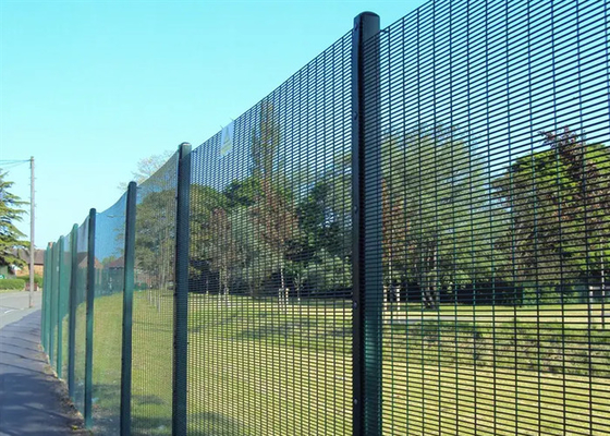 3.0m Height Anti Climb Prison Fence Hot Dip Galvanized / Pvc Coated 76.2*12.7mm