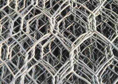 ขนาดที่กำหนดเองสีเขียว Gabion ลวดตาข่ายลวดเกจ 2-3.5mm ISO 9001 ได้รับการอนุมัติ