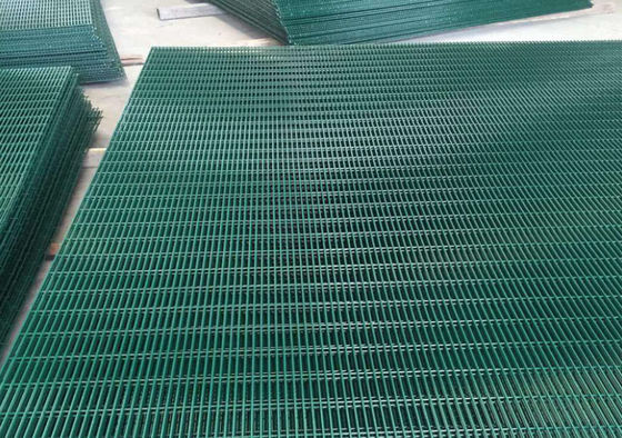 รั้วรักษาความปลอดภัย 358 ชุบสังกะสีและเคลือบสีฝุ่น สำหรับสวนสาธารณะ/โรงเรียน ขนาด 2*2.5 เมตร